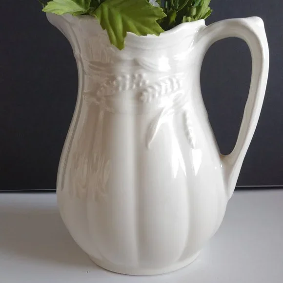 Weatherby Hanley England Wheat Pitcher Vase - Picture 3 of 14